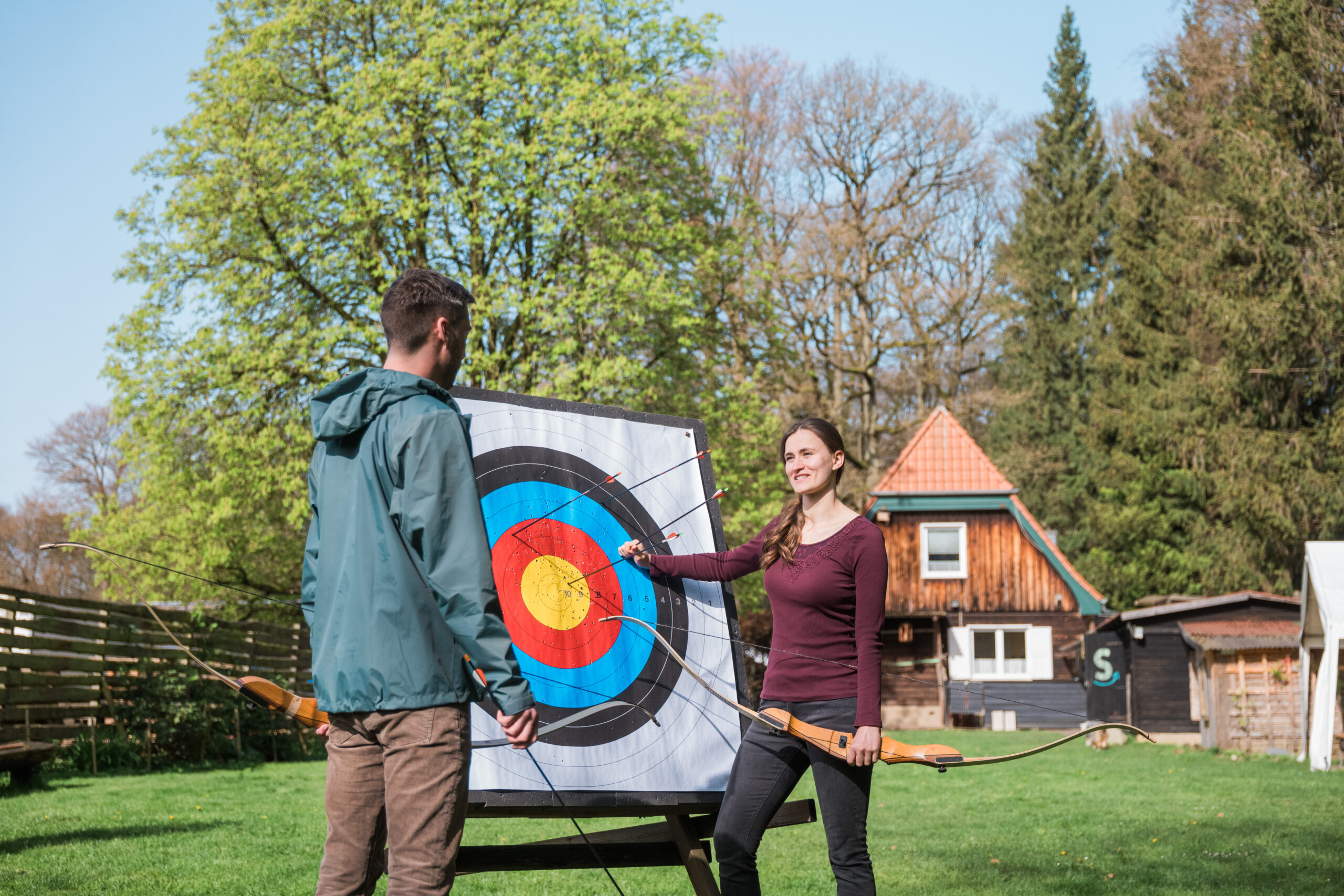 2024BogenschZielscheibeUnterhaltungEmeliePaul