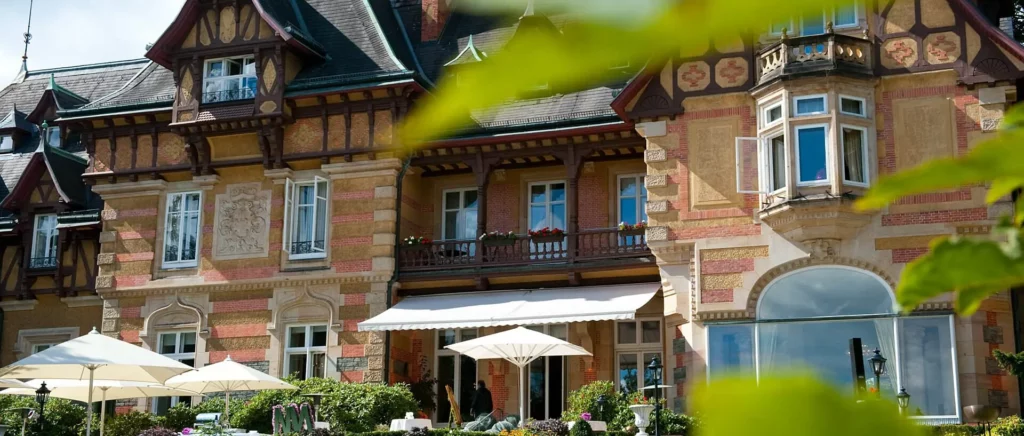 Open Air Villa Rothschild 1920x817