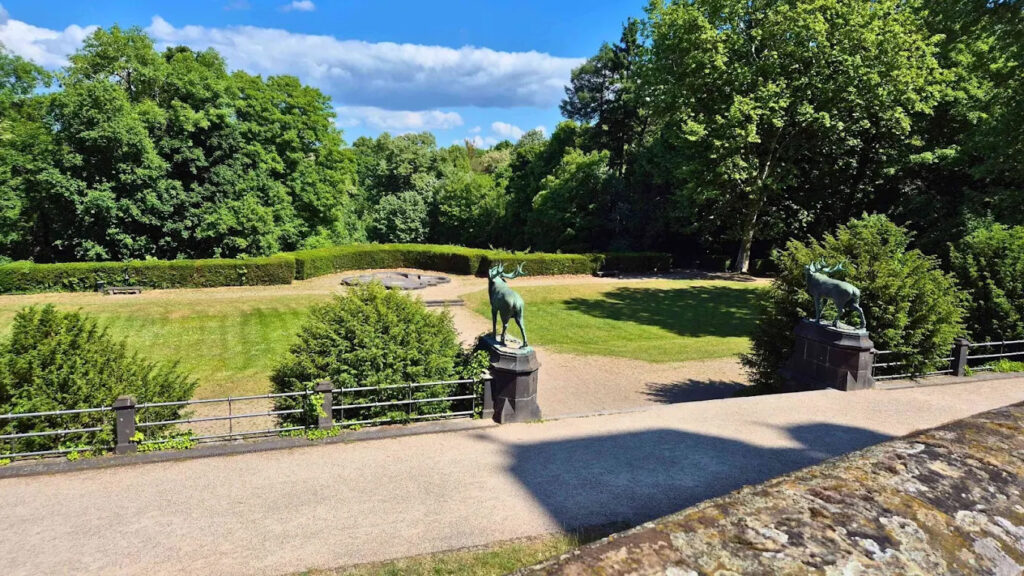 Schloss Waldthause parkanlage